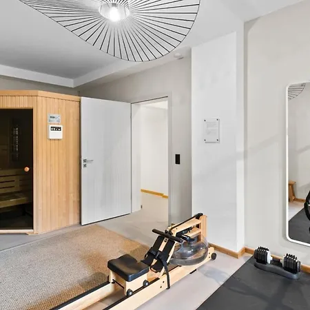 Luxus Meerblick & Sauna & Garten & Heimkino Apartament