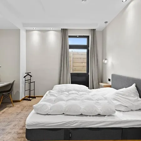 Luxus Meerblick & Sauna & Garten & Heimkino Apartament