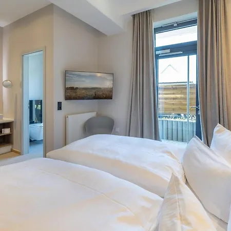 Luxus Meerblick & Sauna & Garten & Heimkino Glowe